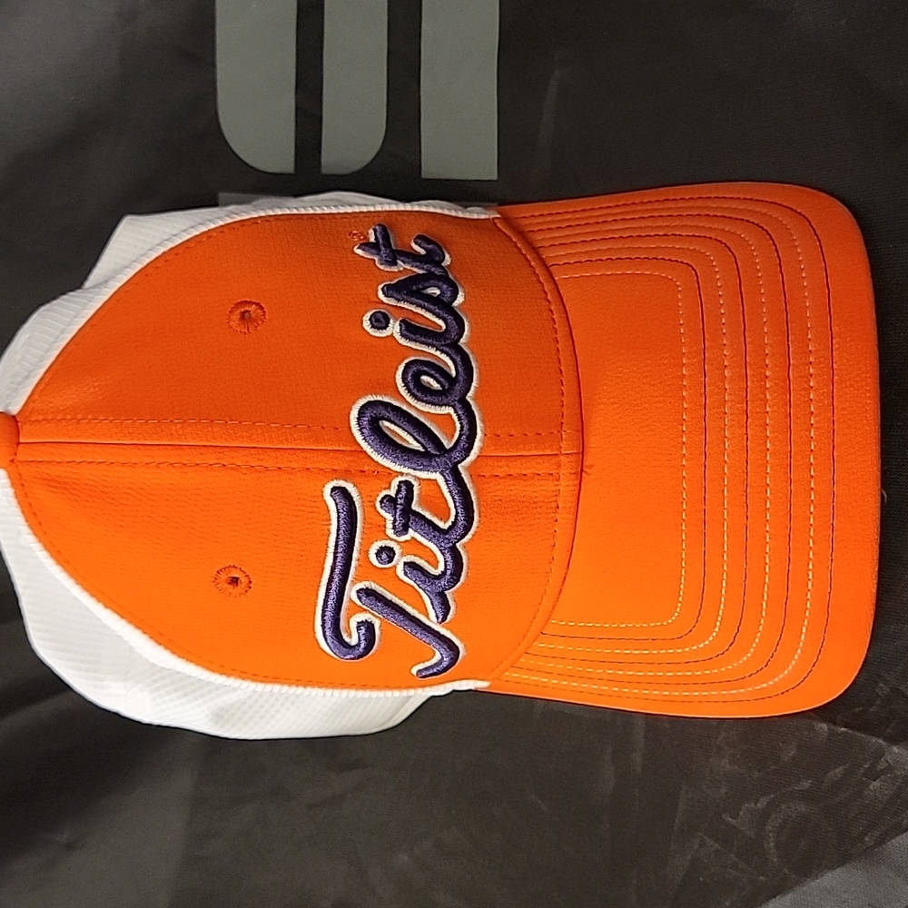 Mens Titleist FootJoy golf hat